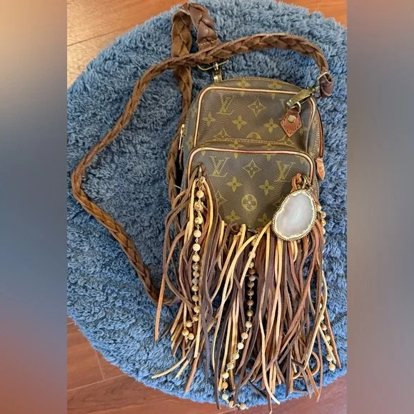 (VintageBoho Bag)Louis Vuitton Monogram Fringe Crossbody with Bead & Stone Charm - Picture 1 of 12